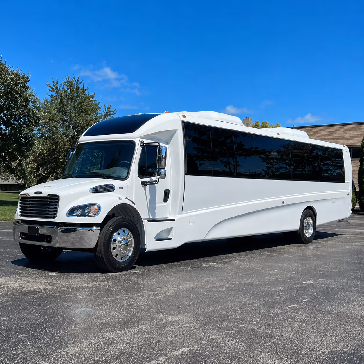 davie 30 passenger minibus