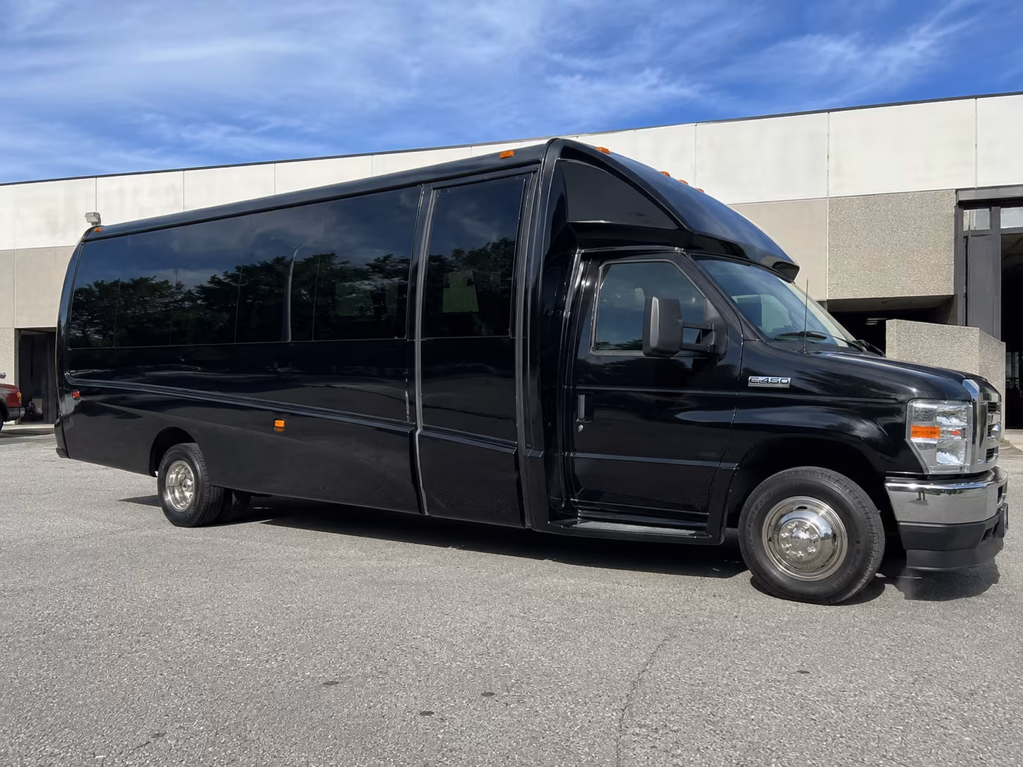 shuttle buses between davie hotels and the broward county convention center